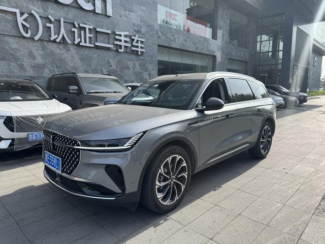 Voyager 2023 2.0T 4WD Premier