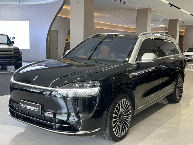 Wenjie M9 2024 Extended Range Ultra six-seater version