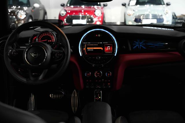 Фото машины 17