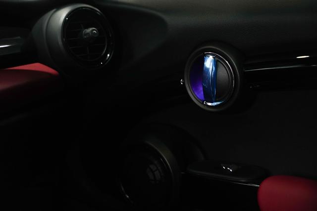 Фото машины 33