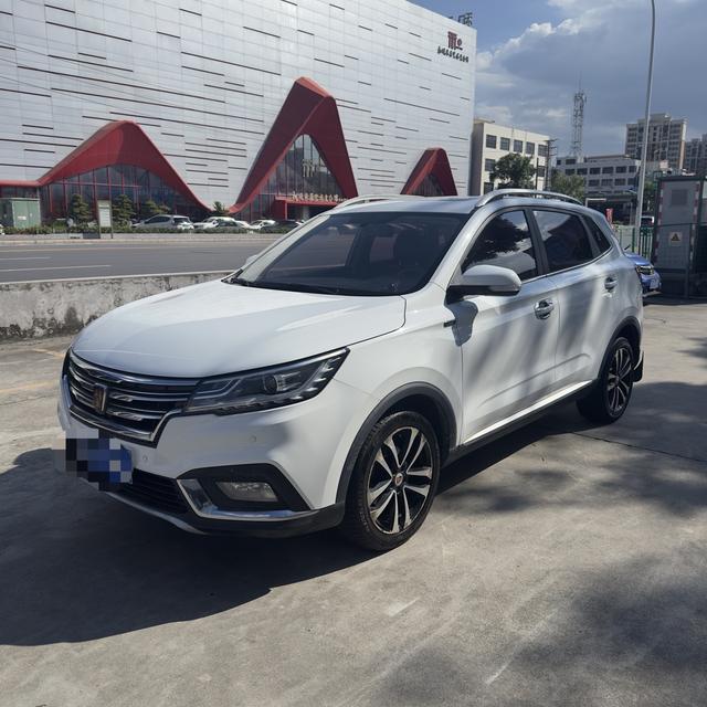 RX3 2018 1.6L CVT Signature Edition