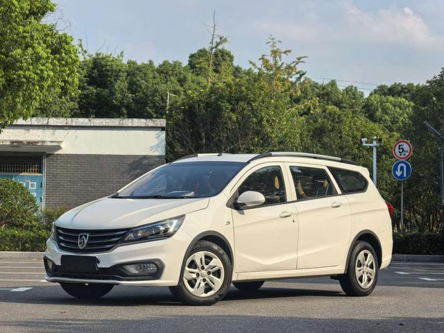 Baojun 310W 2019 1.5L manual comfort type Country VI