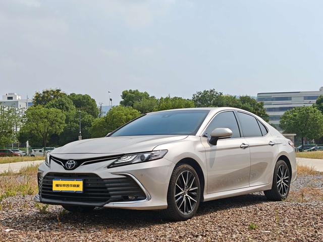 Camry 2021 2.0G Deluxe