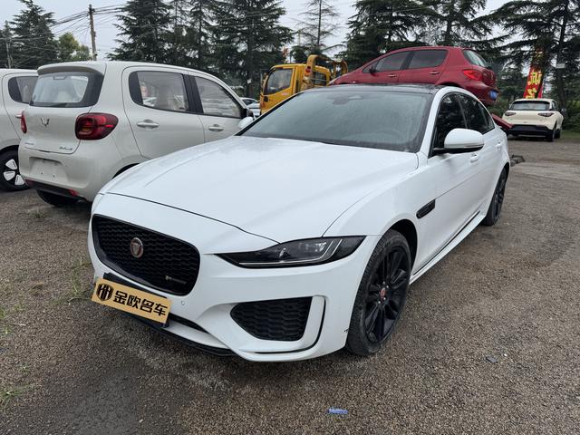 Jaguar XEL 2021 2.0T 250PS Obsidian Sport