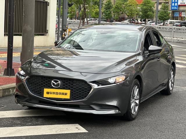 Mazda3 Enclave 2020 1.5L Automatic Premium Edition