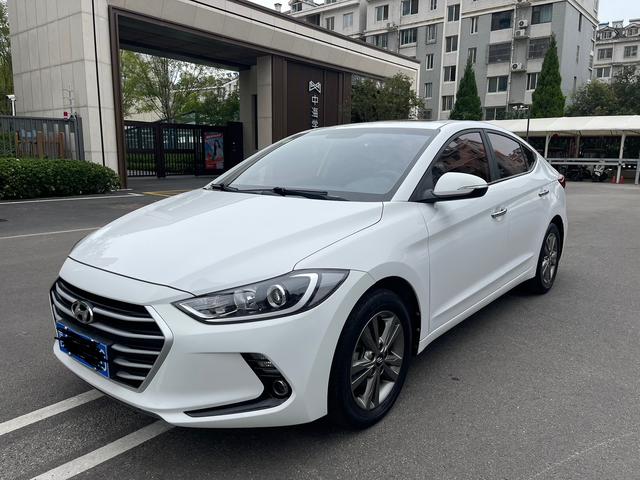 Leading the 2016 1.6L manual Smart Hyun*vitality type