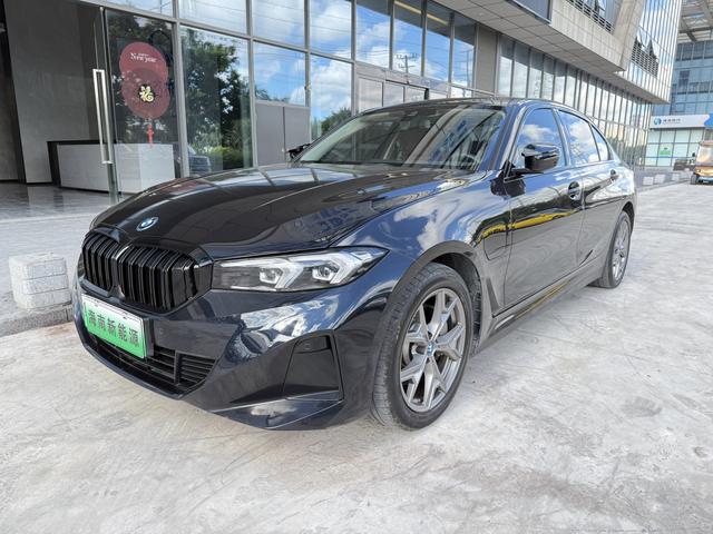 BMW i3 2022 eDrive 35 L