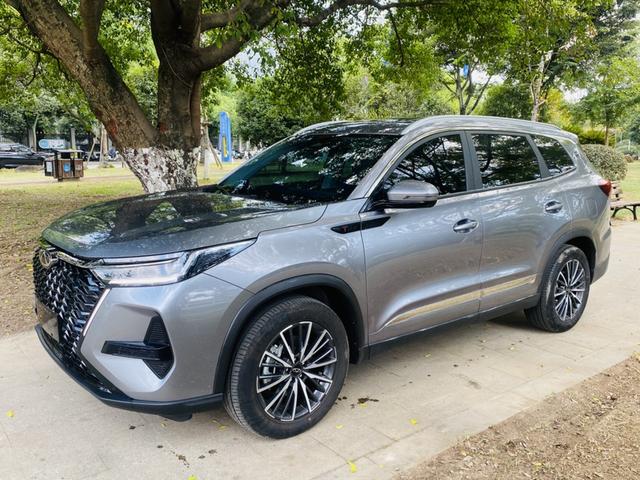 Regal 8 PRO 2024 Champion Edition 290T 2WD Summit Edition 5-Seater
