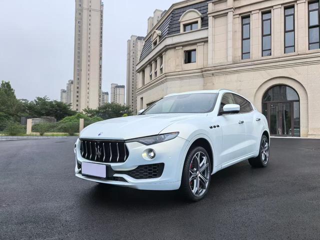 Levante 2018 3.0T Classic Edition