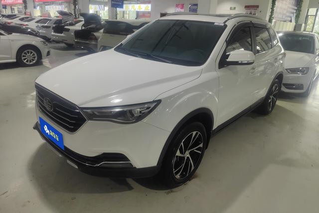Pentium X40 2019 1.6L manual luxury Country V