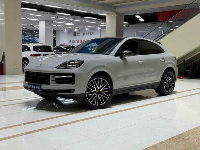 Cayenne Coupé 2024 Cayenne Coupé 3.0T