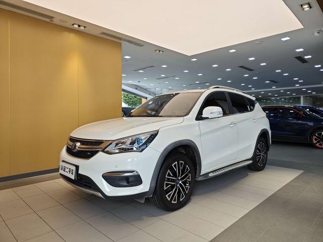 Song DM 2017 1.5TID full-time four-wheel drive honor type