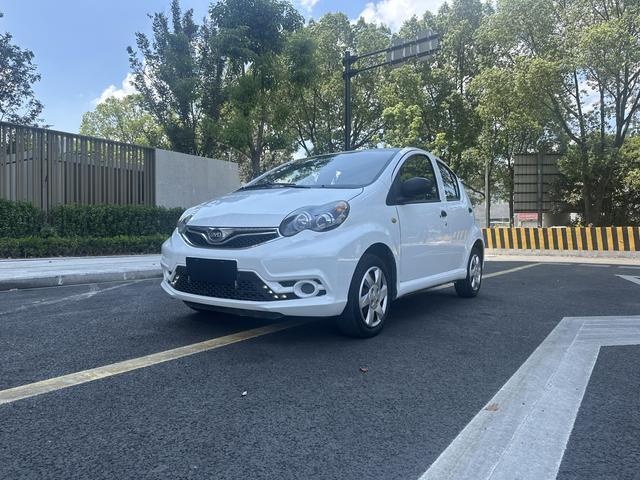 BYD F0 2015 1.0L AMT ultra-cool type