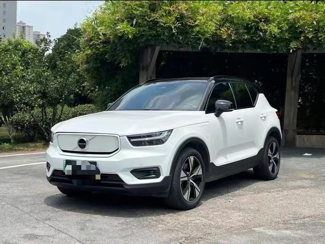 Volvo XC40 EV 2021 P8 pure electric four-wheel drive Zhiya Sports Edition