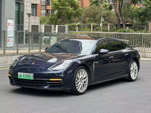 Panamera E-Hybrid 2017 Panamera 4 E-Hybrid Executive Plus 2.9T