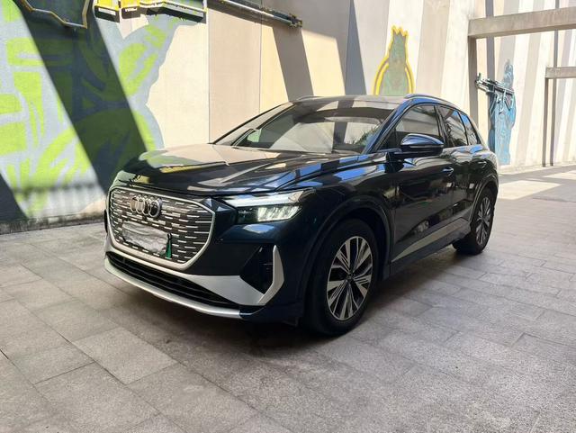 Audi Q4 e-tron 2024 Model 40 e-tron Creative Edition