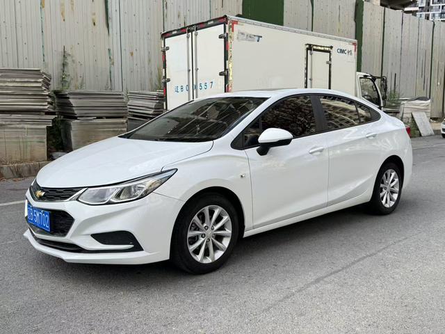 Cruze 2018 320 Automatic Pioneer Sunroof Edition