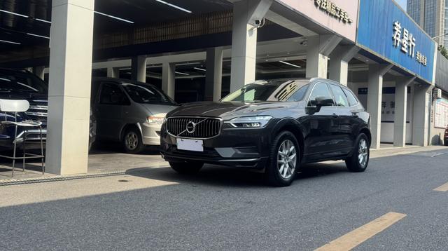 Volvo XC60 2019 T5 4WD Intelligent Edition National VI