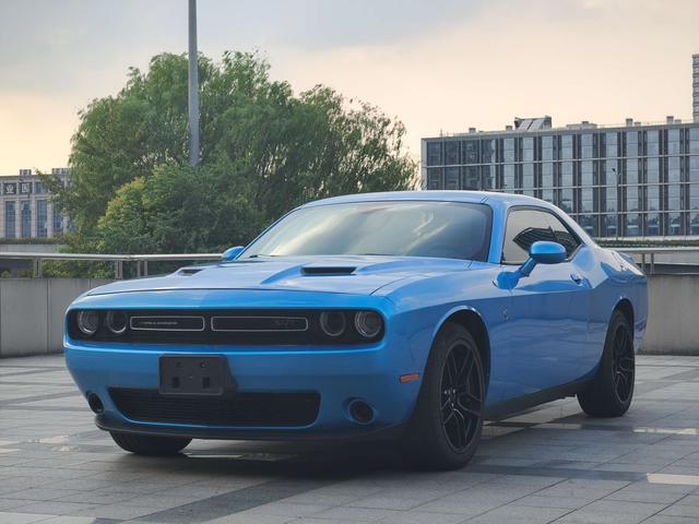 Challenger 2019 model 3.6L automatic rear drive 5-seater parallel import