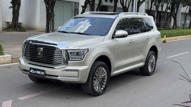 Tank 500 2022 Business Edition Landscape 5-Seater