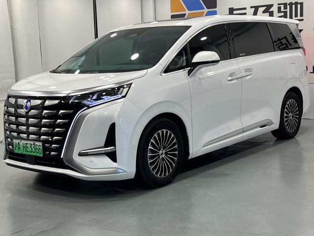 Denza D9 DM 2022 970 four-wheel drive flagship model