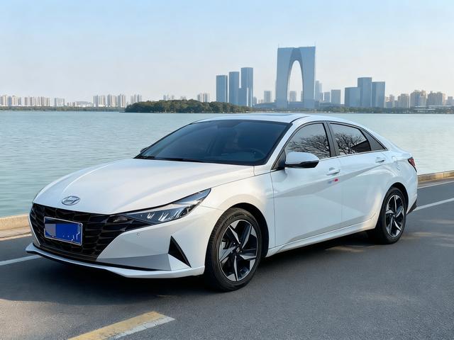 Elantra 2022 1.5L CVT GLS Leader
