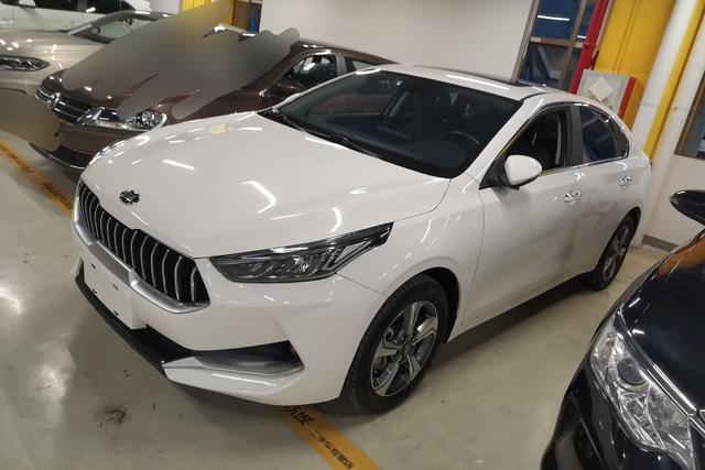 Kia K3 2020 1.5L CVT Smart Enjoy Connected Edition