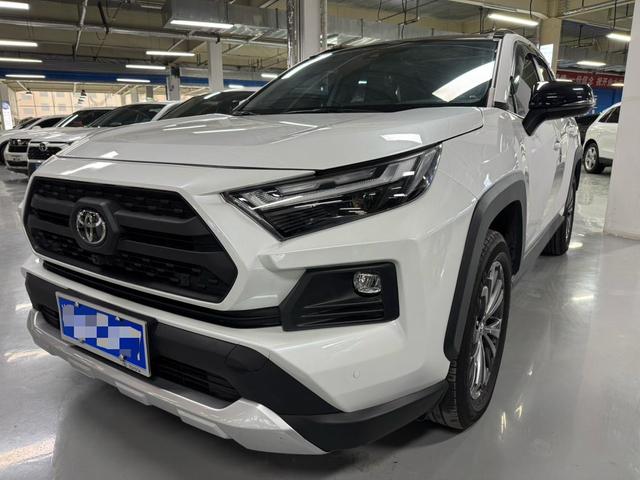 RAV4 Rongfang 2023 2.0L CVT four-wheel drive Adventure PLUS Edition