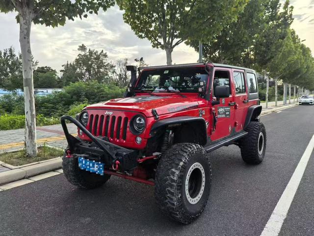 Wrangler 2017 3.6L Rubicon Recon Decade Limited Collector's Edition