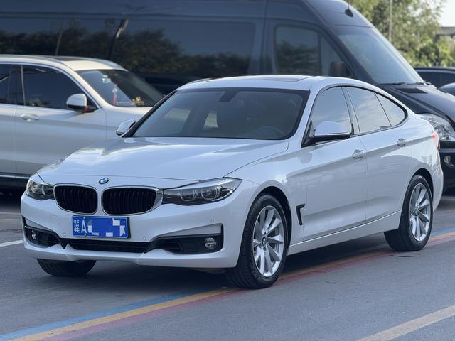 BMW 3 Series GT 2019 320i Style