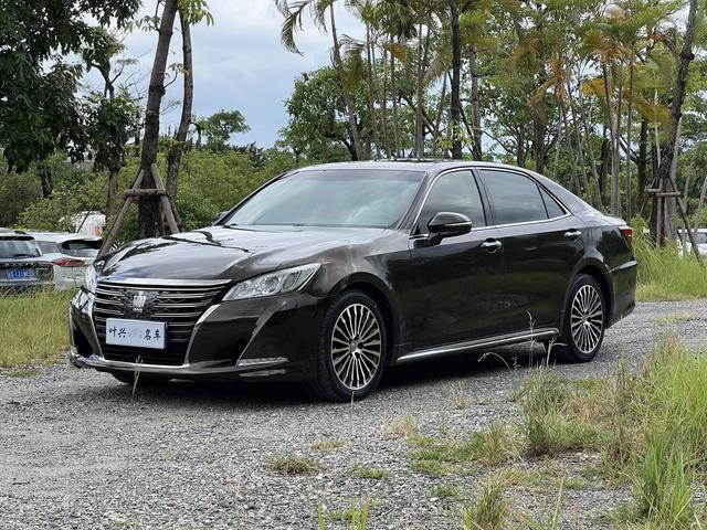 Crown 2018 2.0T Sport