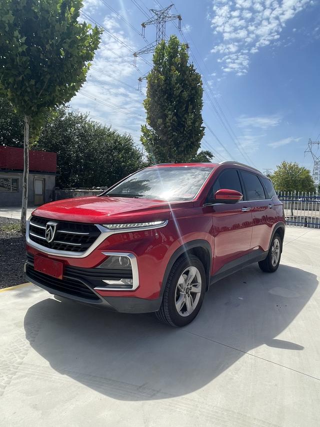 Baojun 530 2018 1.5T manual luxury National V