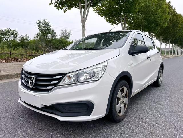 Baojun 310 2017 1.5L manual luxury type