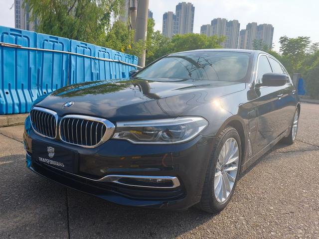 BMW 5 Series PHEV 2019 Modified 530Le Luxury Package