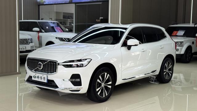 Volvo XC60 2024 B5 four-wheel drive Zhiyi Deluxe Edition