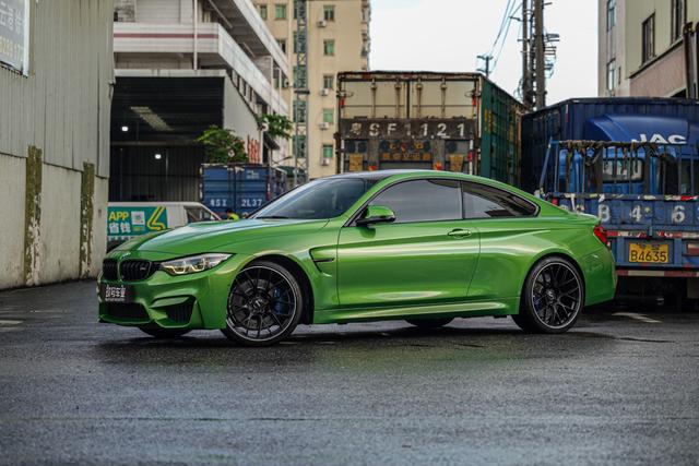 BMW M4 2018 M4 Coupe Enthusiast Limited Edition