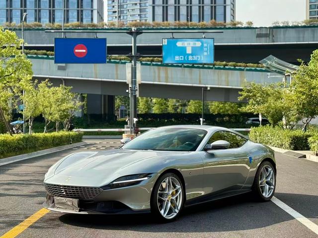 Ferrari Roma 2020 3.9T V8