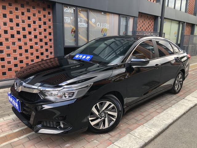 Sprinter 2019 180Turbo CVT Luxury Edition National VI
