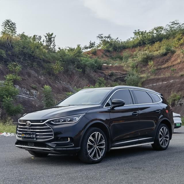 Tang 2018 2.0T Automatic Intelligent Premium 7-seat National V