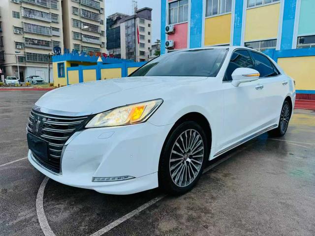 Crown 2018 2.0T Sport