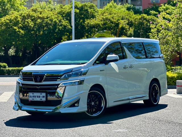 WILFA 2021 CROWN TWIN 2.5L HV LUXURY