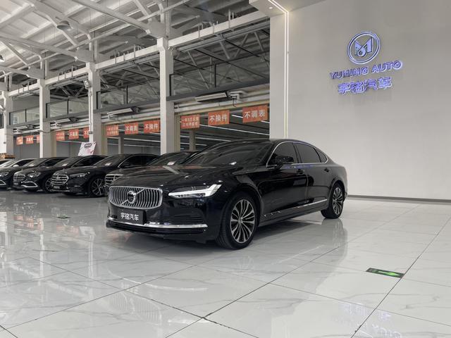 Volvo S90 PHEV 2024 T8 four-wheel drive long battery life Zhiyi Deluxe Edition