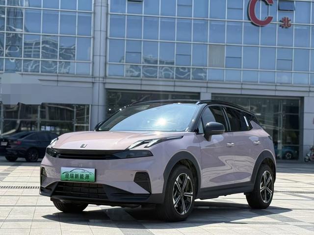 Lynk & Co. 06 EM-P 2025 EM-P 126 long battery Life Halo