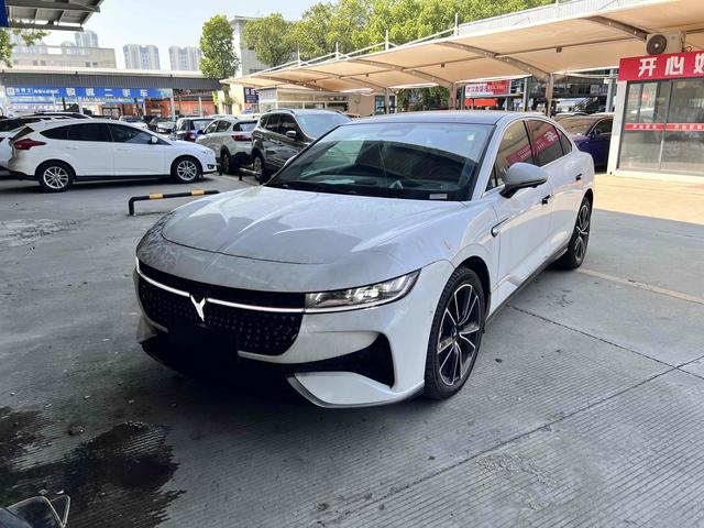 Lantu Chasing Light PHEV 2024 Ultra-long battery life Four-wheel drive Ultimate Edition