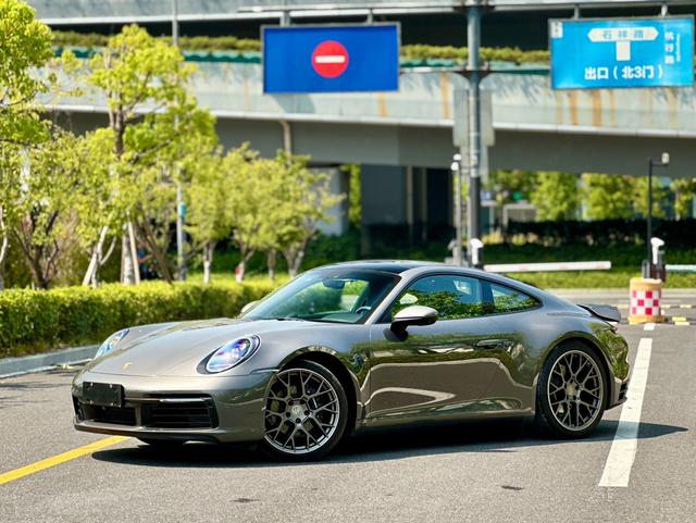 Porsche 911 2020 Carrera 3.0T