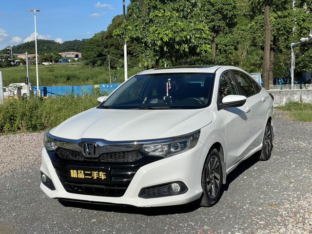 Sprinter 2019 180Turbo CVT Luxury Edition State V