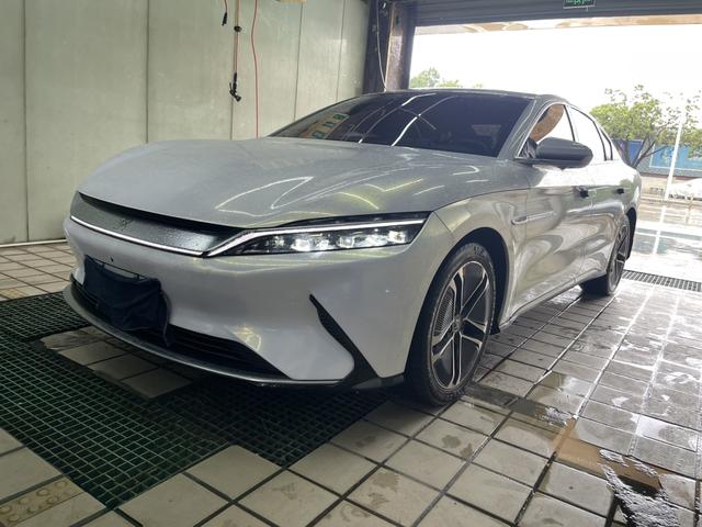 Han EV 2020 Ultra Long Range Premium