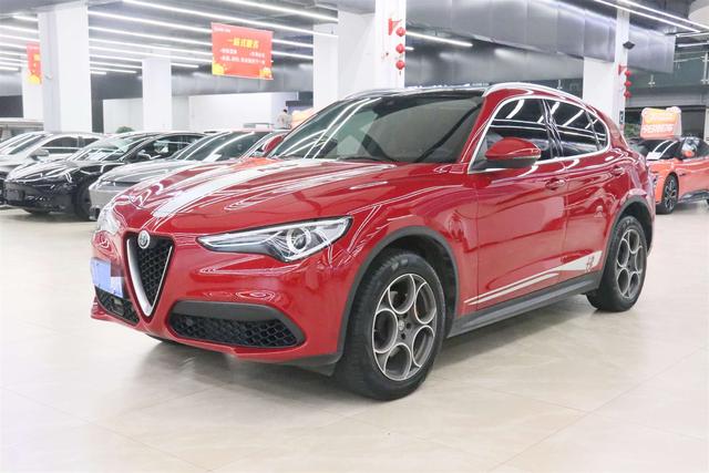 Stelvio Steinway 2020 2.0T 280HP Luxury Edition