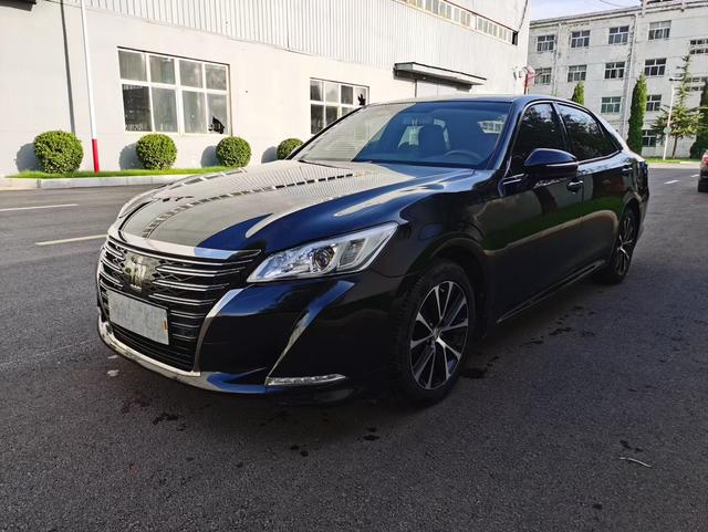 Crown 2018 2.0T Style Edition