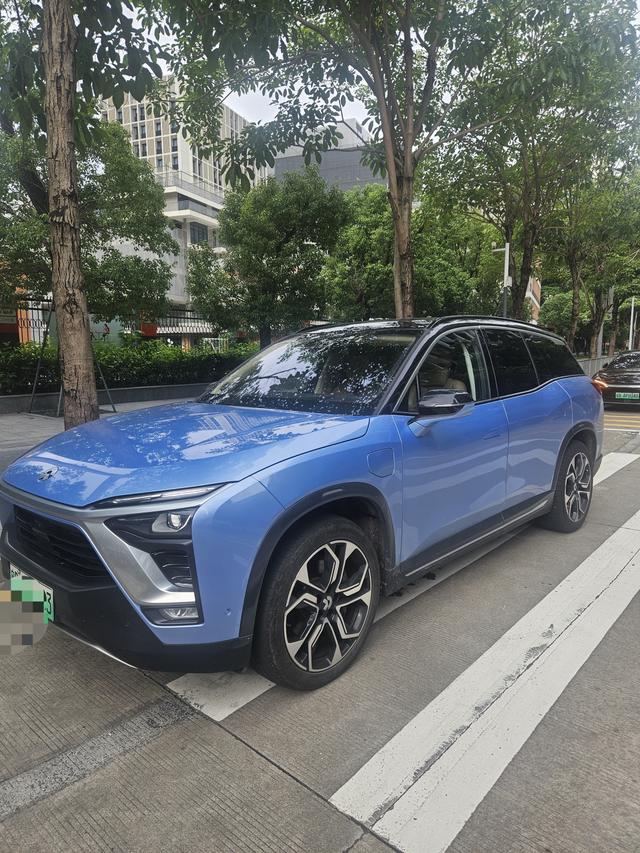 Nio ES8 2018 Founding Edition